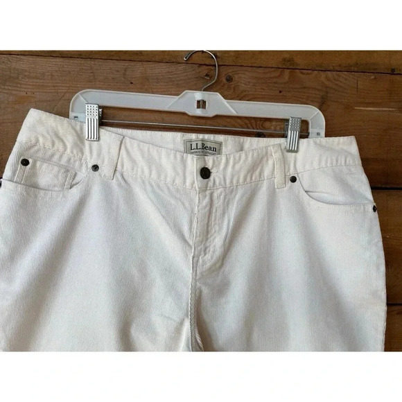 LL Bean Corduroy Pants Women’s 16 P Ivory Favorite Fit Straight Leg - Picture 2 of 8